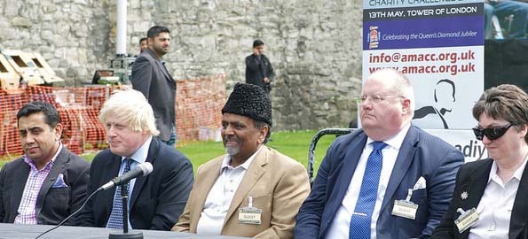 ahmadiyya_diamond_jubilee3 ahmadiyya_diamond_jubilee3